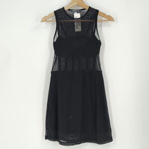 Black Sleeveless Dress